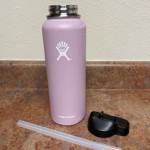Hydroflask 40oz Water Bottle - Lilac